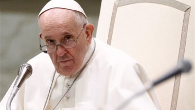 البابا فرنسيس يدعو إلي إقامة حوار لإنهاء الصراع في أفغانستان 