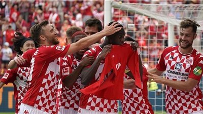 الدوري الألماني.. لايبزيج يسقط في فخ الهزيمة أمام ماينز 