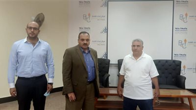نائب رئيس جامعة بنها يتفقد مركز إعداد القادة بمشتهر (صور)
