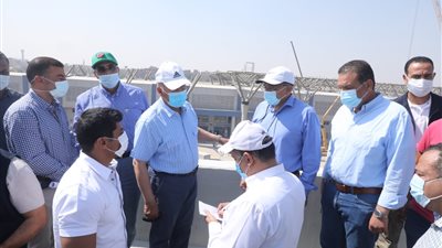 وزير النقل يتابع اللمسات النهائية لكوبري السلام الجديد بمنطقة العاشر