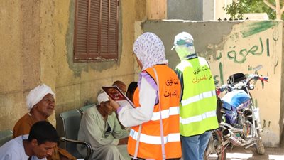 مناظرة 580 حالة في القافلة الطبية بقرية 