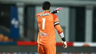 عاجل.. الأهلي يحسم ملف رحيل الشناوي