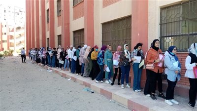 إقبال كبير على التقديم في مدرسة 