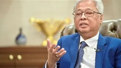 إسماعيل صبري يتولى رئاسة الحكومة الماليزية