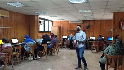 إقبال طلاب الثانوية العامة للمرحلة الأولى على مكتب التنسيق (فيديو وصور) 