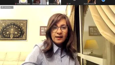  وزيرة الهجرة تعقد اجتماعا مع ليلى بنس وأعضاء 