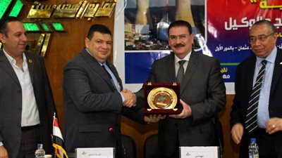 شعبة الهندسة الكهربائية تعقد ندوة عن البرنامج النووي المصري السلمي