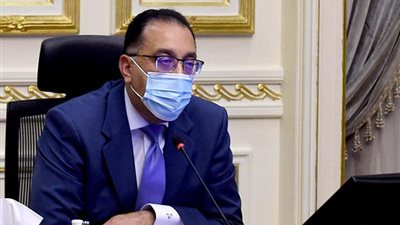 مدبولي يكلف بدهان جميع واجهات المباني المحيطة بمحطة مصر في الإسكندرية