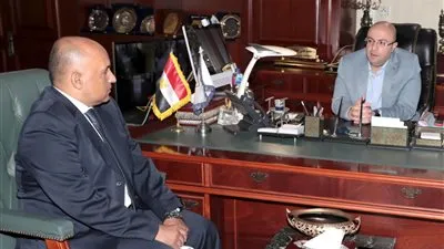 محافظ بني سويف يلتقي وكيل التعليم الجديد.. ويؤكد: تناغمنا ضرورة 