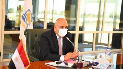 ورشة عمل للتدريب على إطلاق حملات توعية بيئية للعاملين بقنا