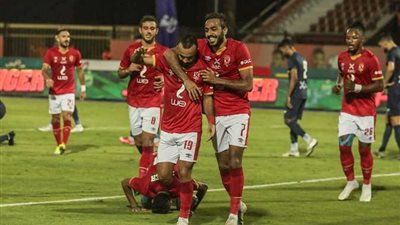 مفاجأة.. بيراميدز يخطط لخطف صفقة الأهلي السوبر من الزمالك