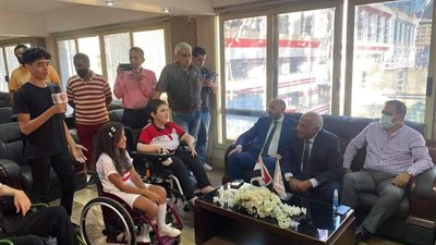 تفاصيل جلسة حسين لبيب مع مشجعي الزمالك ذوي الهمم