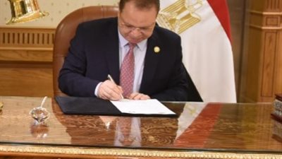 قرار عاجل من النائب العام ضد المتهم بضرب مُسن وابنته في عين شمس