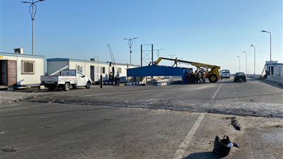 تشغيل منفذ الحي الإماراتي الجديد على طريق محور 30 يونيو (صور)