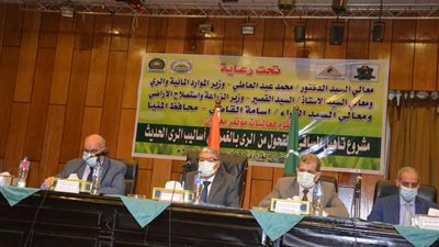 انطلاق ثاني مراحل المشروع القومي لتأهيل وتبطين الترع في المنيا