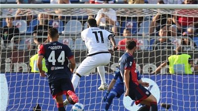 كالياري يتعادل مع سبيزيا في الدوري الإيطالي