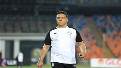 البدري يحدد بديلا مفاجأة لـ صلاح في منتخب مصر