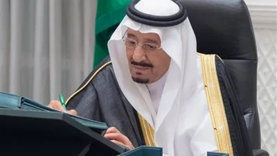 الملك سلمان يُصدر 13 قرارًا جديدا للوزراء.. تفاصيل