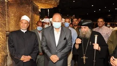 محافظ أسيوط يزور 