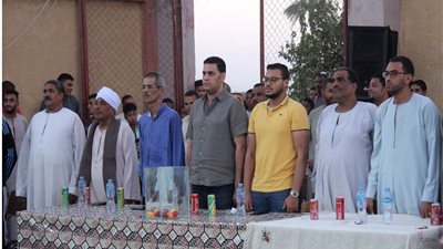 16 فريقا يتنافسون على دوري مستقبل وطن بمركز الوقف في قنا (صور)