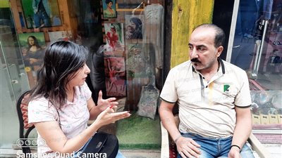 راح يلحقه عشان تعبان فقطعه حتت.. 