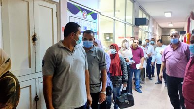 لليوم الثاني.. تطعيم المنتسبين لجامعة بنها بلقاح كورونا