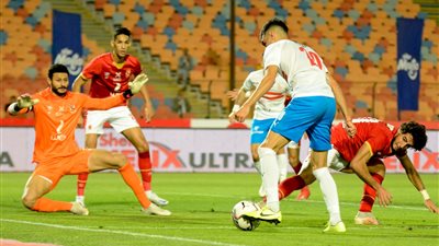 عاجل - أول رد فعل من الأهلي على انتقال نجم الفريق إلى الزمالك