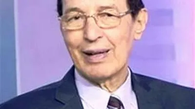 رئيس جامعة الفيوم ينعي وفاة الإعلامي حمدي الكنيسي 