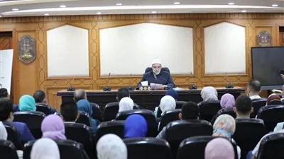 وكيل الأزهر وأمين الأخوة الإنسانية يحاضران وفد 