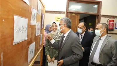 رئيس جامعة جنوب الوادي يشهد حفل ختام الأنشطة الطلابية وتنصيب اتحاد الطلاب