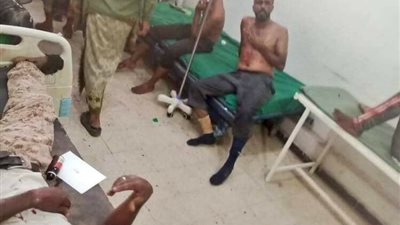 مقتل 30 عسكريا في استهدف قاعدة العند باليمن.. و