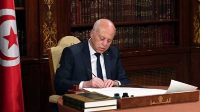شاهد.. الرئيس التونسي قيس سعيد يتوعد تنظيم الإخوان