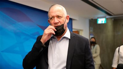 عباس وجانتس يجرون محادثات جديدة رفيعة المستوى بدعم من الولايات المتحدة