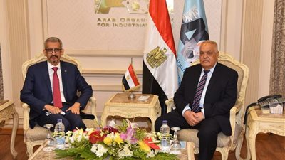  وفد المنظمة العربية للتربية يشيد بقدرات الهيئة العربية للتصنيع 
