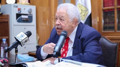 رجائي عطية يوجه نصائح هامة للمحامين للتعامل في ميادين العمل (فيديو)