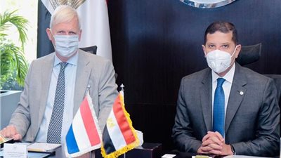 مباحثات لتعزيز سبل التعاون بين مصر وهولندا 