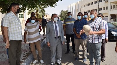 رئيس جامعة بني سويف يتفقد عدد من المنشآت استعدادا للعام الدراسي