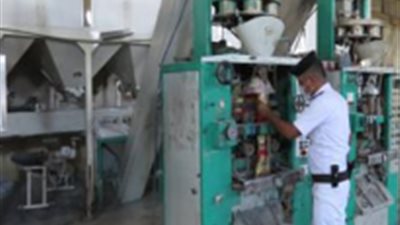 حملة أمنية تستهدف مصانع عشوائية غير مرخصة في 3 محافظات 