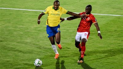 عاجل.. الأهلي يوافق على تأجيل مباراة السوبر الإفريقي