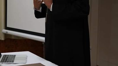 الكاردينال ماريو جريش يعيّن الأنبا باخوم بلجنة الإعلام