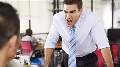  7 حالات تعرض الموظف الإخواني للفصل من الجهاز الإداري للدولة.. اعرفها