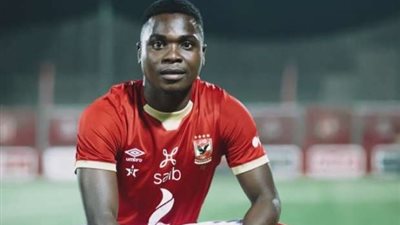 الكشف عن موعد انضمام بيرسى تاو وميكيسوني لتدريبات الأهلي