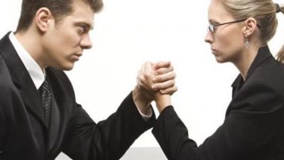  استشاري علاقات: الرجل عليه أن يكون وسيط ما بين الزوجة وأهله