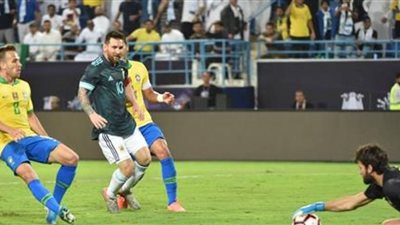 موعد مباراة البرازيل ضد الأرجنتين اليوم الأحد في تصفيات كأس العالم 2022