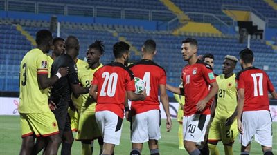الشوط الأول.. تعادل سلبي بين مصر والجابون في تصفيات المونديال