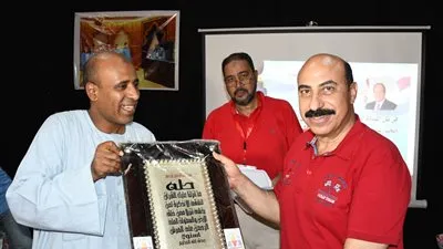 بالفيديو والصور.. محافظ أسوان يشهد نهائي مسابقة عباقرة المدارس 