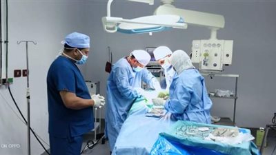 وكيل صحة المنوفية يترأس فريق ينجح في جراحة لطفل يعاني من عيب خلقي بالمعدة
