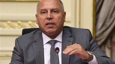 وزير النقل: تطوير ميناء الإسكندرية يهدف لتحويل مصر لمركز للتجارة العالمية