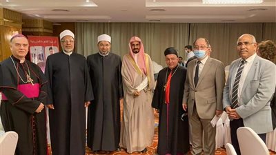 المركز الماروني اللبناني يحتفل بكتبه الجديدة وذكرى تجليس المطران شيحان