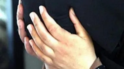  سيدة العمرانية تقتل نجلها بالخطأ وابنها الثاني يصارع الموت.. اعرف الحكاية  